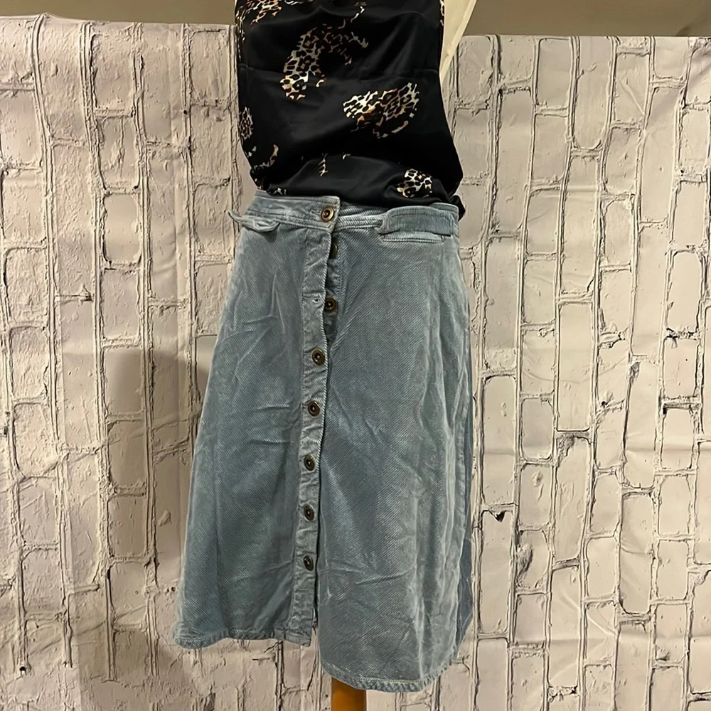 Anthropologie corduroy a-line skirt blue size M IT HAS POCKETS - Picture 1 of 7